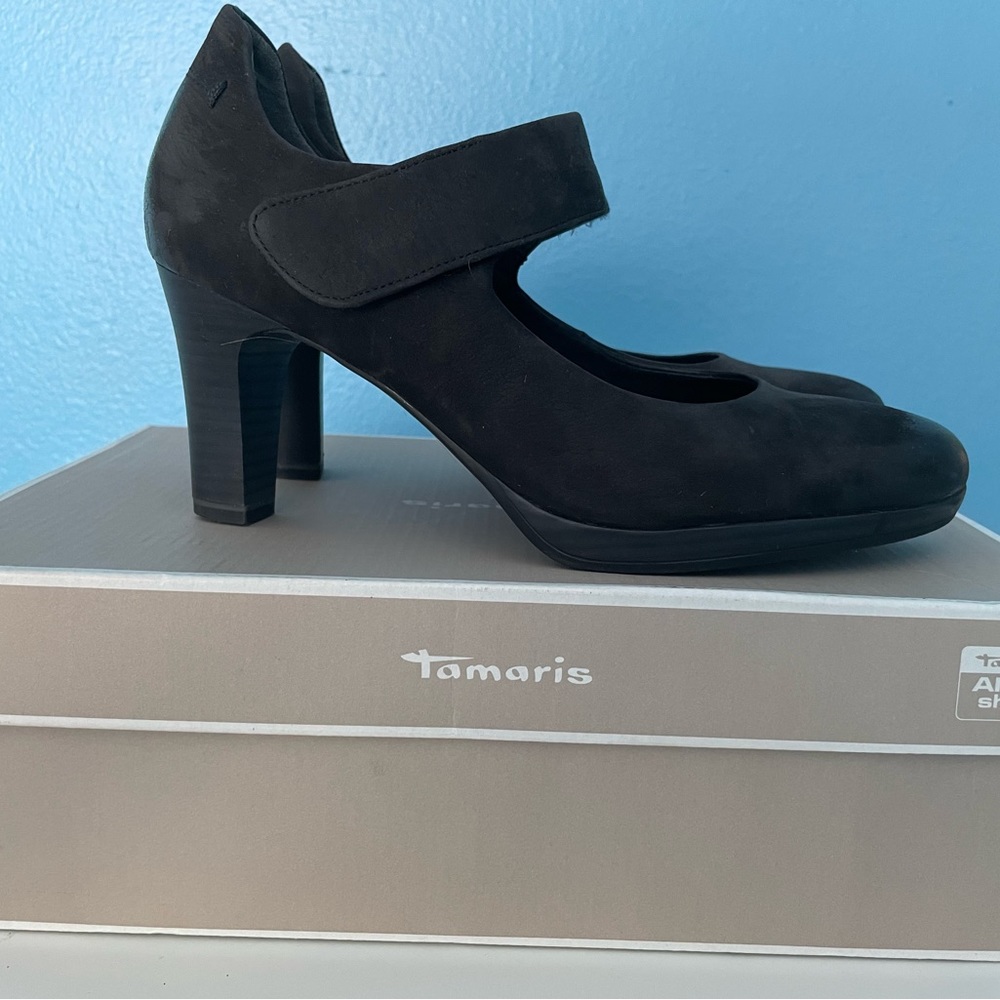 TAMARIS Wortman black suede/oiled leather shoes size 7.5 (38 EU)
